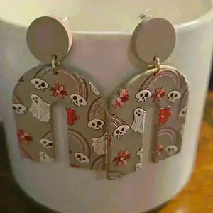 3 /$15 New Boutique Halloween Ghost Skull Rainbow Earrings